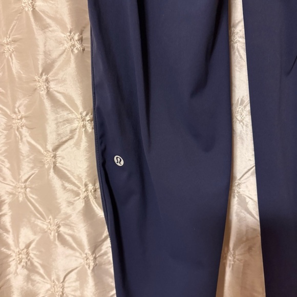 Lululemon Navy Blue High Rise Joggers Sporty Pants - Picture 6 of 11